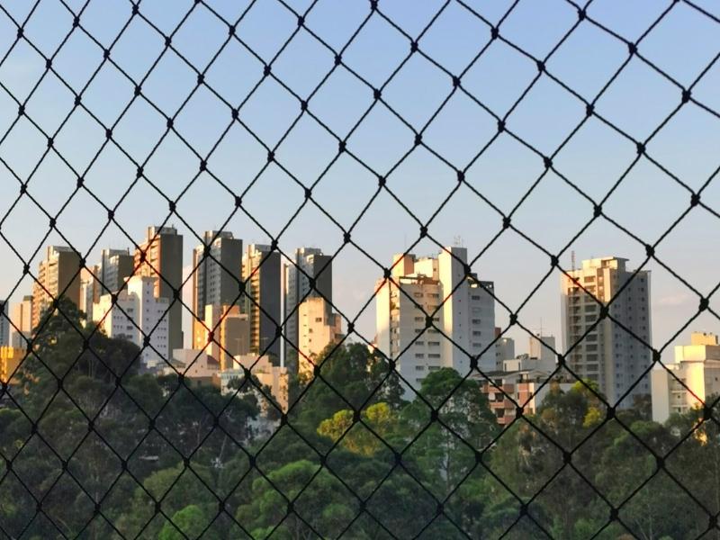 Instalação de tela protetora em Itajaí